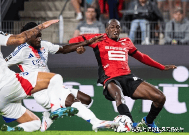 里昂主场4-1大胜雷恩，阿尔马达助攻帽子戏法闪耀法甲