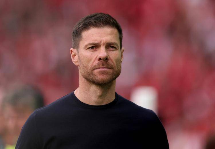 奥哈拉建议阿隆索舍弃德甲的优势，小因扎吉倾向于技术属性