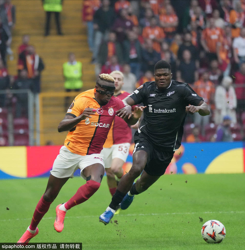 曼联锋线补强风暴：奥斯梅恩与吉科雷斯转会大戏解析