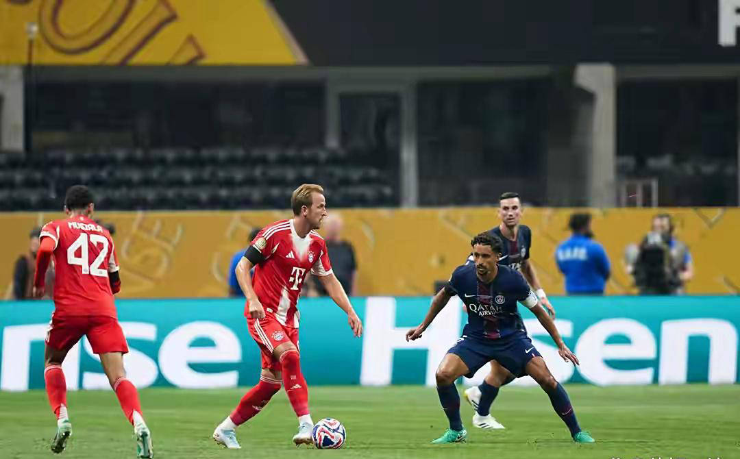 世俱杯14决赛巴黎2-0拜仁，九打十力挫对手晋级四强